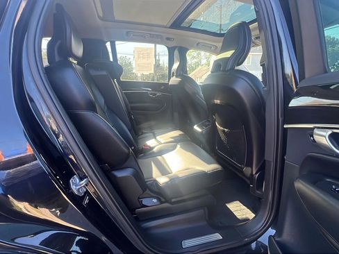 Used 2019 Volvo XC90 T5 Momentum image 30