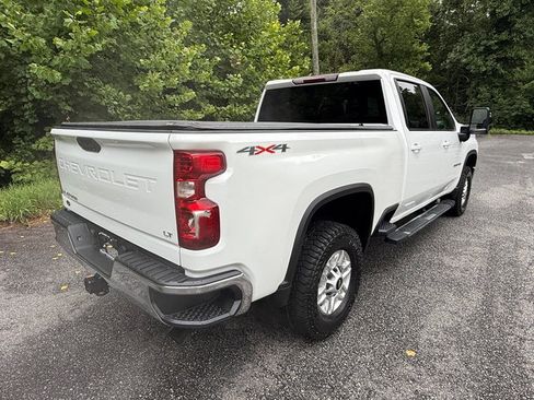 Used 2023 Chevrolet Silverado 2500 LT AWD/4WD image 6