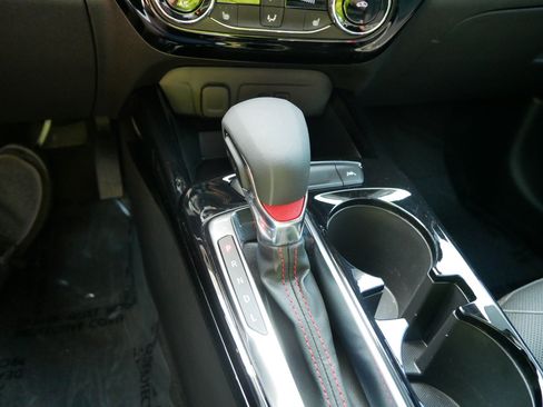 Used 2025 Chevrolet Trax RS w/ Driver Confidence Package FWD image 24