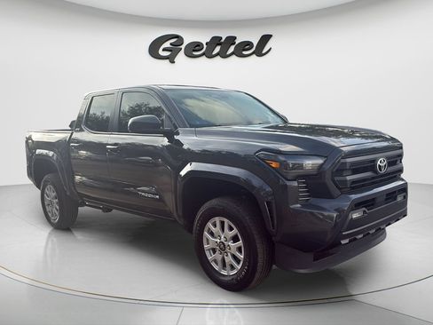 Used 2024 Toyota Tacoma SR5 RWD image 3