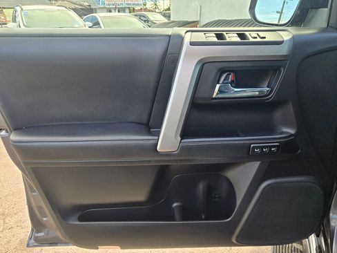 Used 2019 Toyota 4Runner Limited image 9