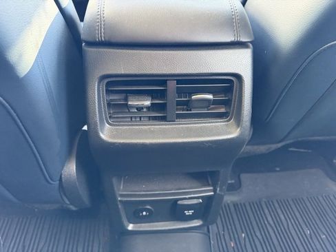 Certified 2024 Ford Edge SEL w/ Sport Appearance Package image 11