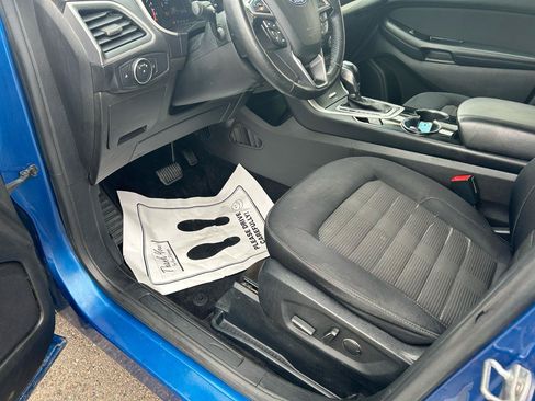 Used 2018 Ford Edge SEL AWD/4WD image 10
