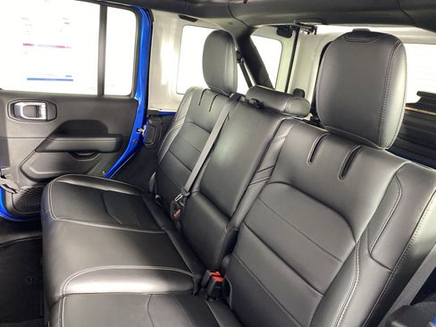 Used 2023 Jeep Wrangler Sahara w/ Cold Weather Group image 36