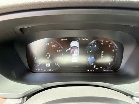 Used 2021 Volvo S60 T5 Momentum w/ Premium Package FWD image 26