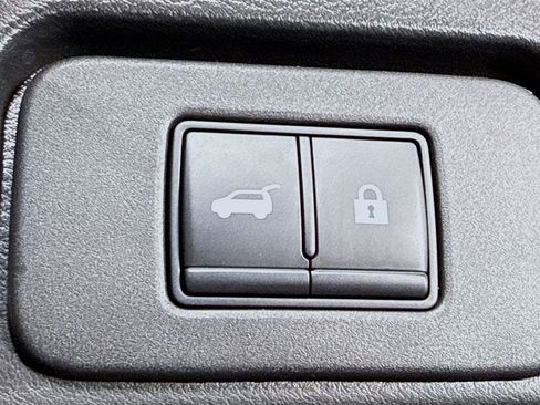 Certified 2021 Nissan Rogue SV w/ Premium Package image 30