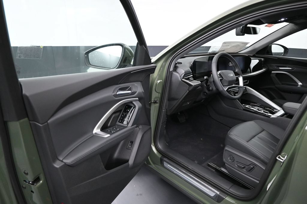 New 2026 Audi Q5 Premium AWD/4WD image 5