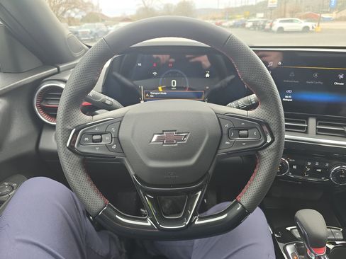 New 2026 Chevrolet Trax RS image 20