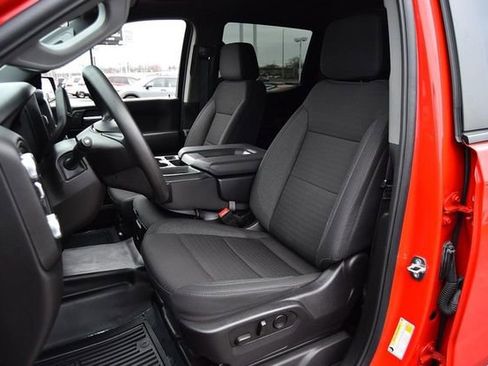 Used 2024 GMC Sierra 1500 Pro w/ Pro Value Package image 19