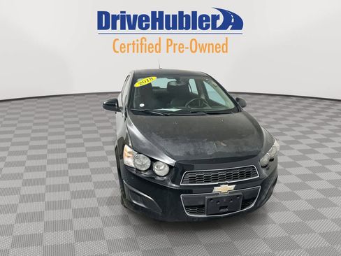 Used 2016 Chevrolet Sonic LT image 3