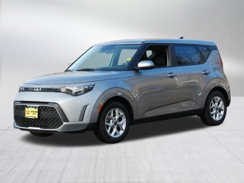 Certified 2024 Kia Soul LX w/ Option Group 015 image 3