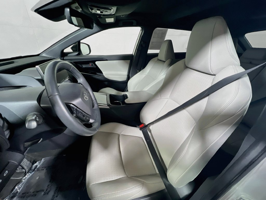 Certified 2023 Toyota bZ4X AWD image 18
