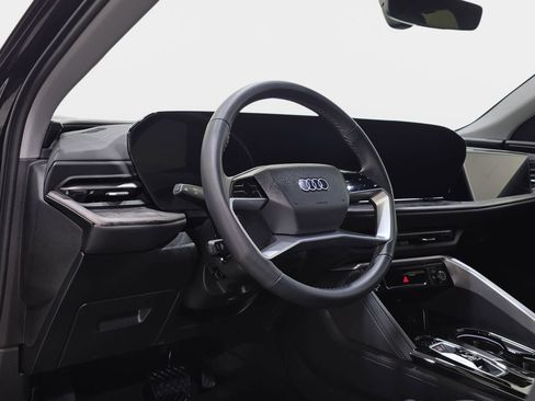 Used 2025 Audi Q5 Prestige image 19