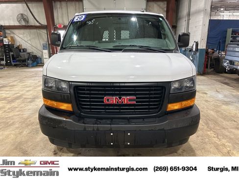 Used 2020 GMC Savana 2500 Extended w/ Driver Convenience Package RWD image 12