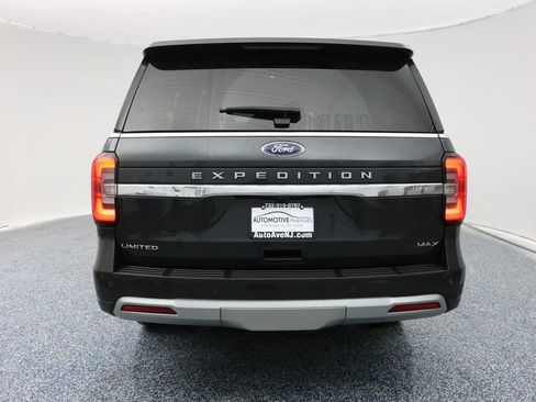 Used 2023 Ford Expedition Max Limited image 4