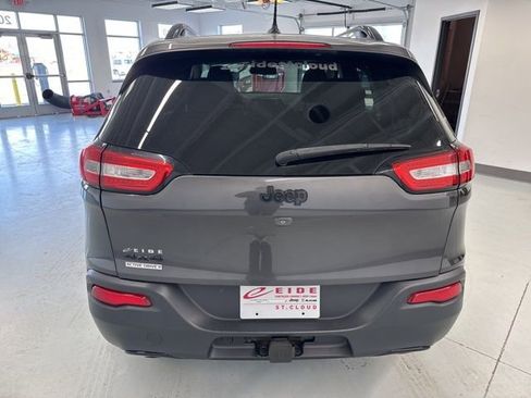 Used 2014 Jeep Cherokee Altitude w/ Cold Weather Group image 9