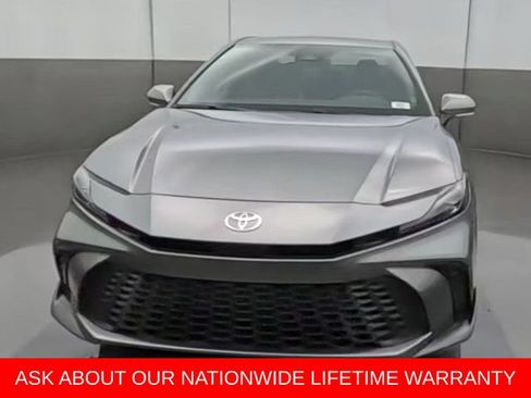 New 2026 Toyota Camry SE w/ Convenience Package FWD image 2