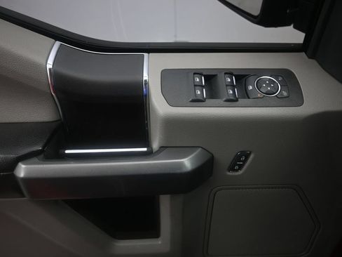Used 2019 Ford F150 XLT RWD image 19