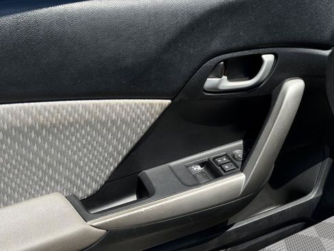 Used 2015 Honda Civic LX image 9