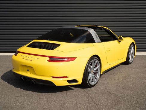 Used 2017 Porsche 911 Targa 4S image 25