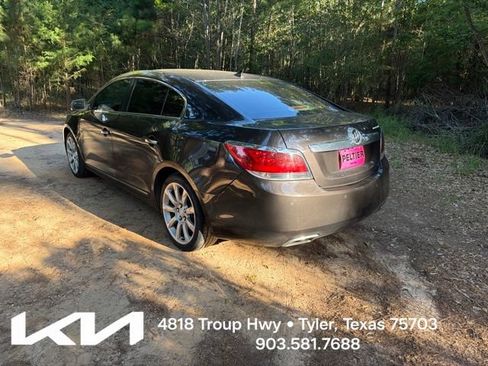 Used 2013 Buick LaCrosse Touring FWD image 9