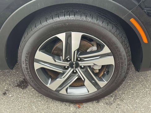 Used 2023 Kia Sorento SX Prestige w/ Panoramic Sunroof Package image 8