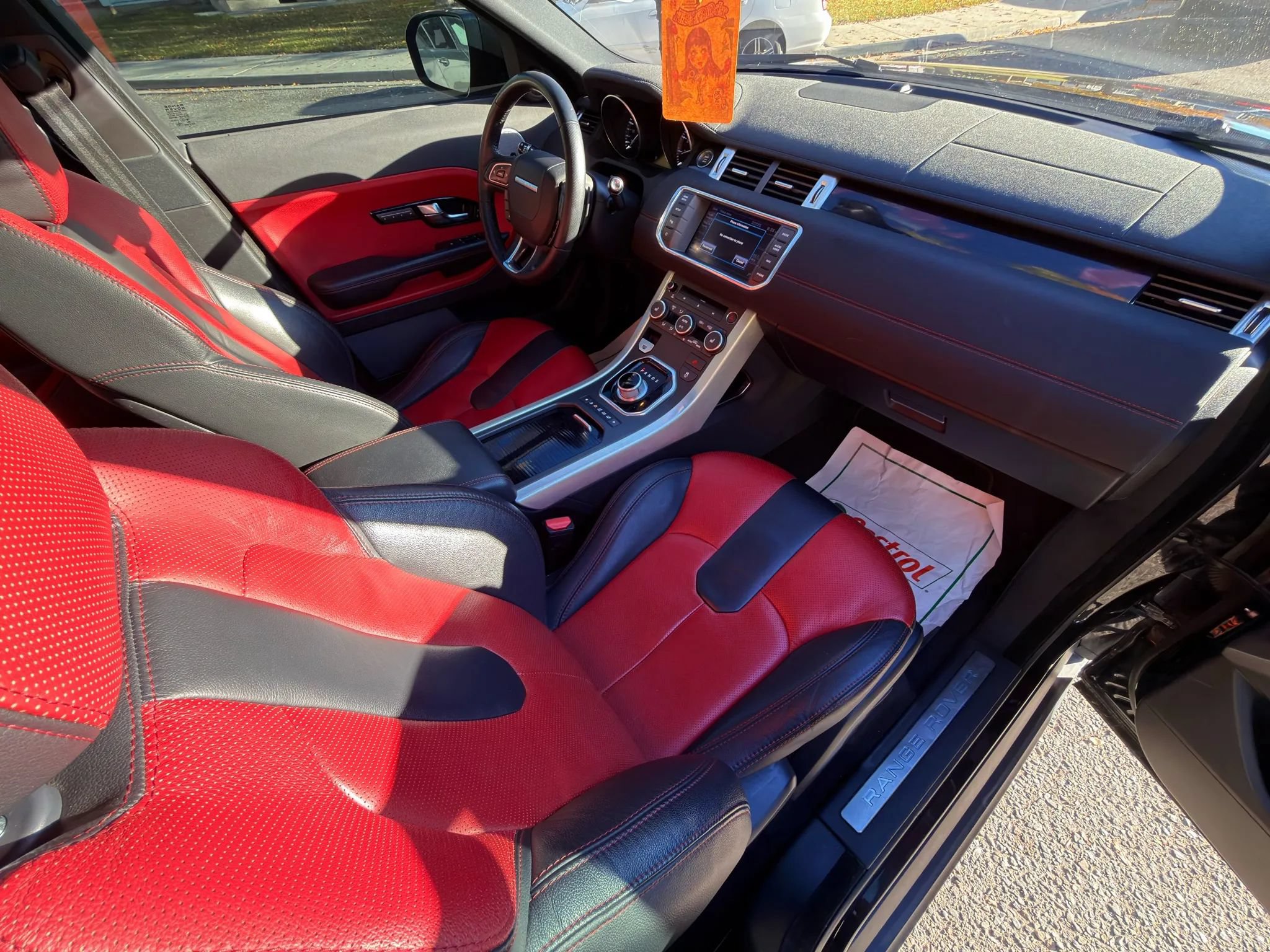 Used 2013 Land Rover Range Rover Evoque Dynamic AWD/4WD image 4