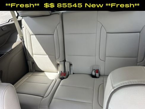 Used 2022 GMC Yukon Denali w/ Denali Ultimate Package AWD/4WD image 17