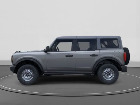 New 2025 Ford Bronco 4-Door image 3