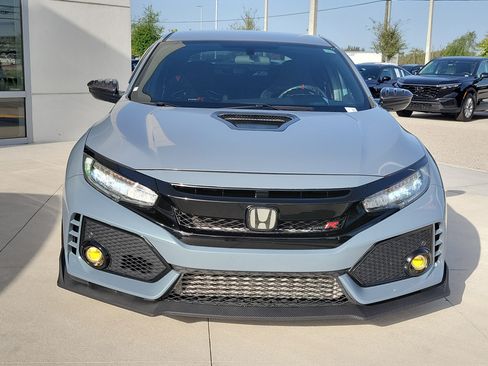 Used 2019 Honda Civic Type R image 2