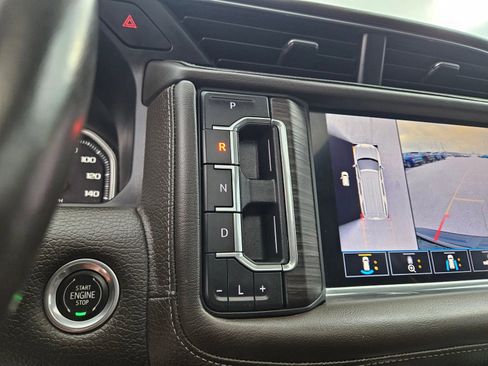 Used 2021 GMC Yukon Denali w/ Denali Premium Package image 20