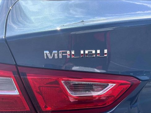 Used 2025 Chevrolet Malibu LT image 24