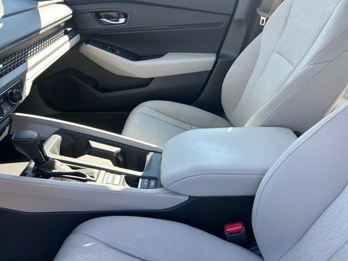 Certified 2024 Honda Accord EX image 20