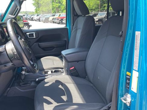 Used 2020 Jeep Wrangler Unlimited Sport AWD/4WD image 3