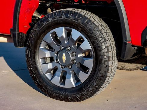 Used 2024 Chevrolet Silverado 2500 Custom w/ Custom Convenience Package image 56