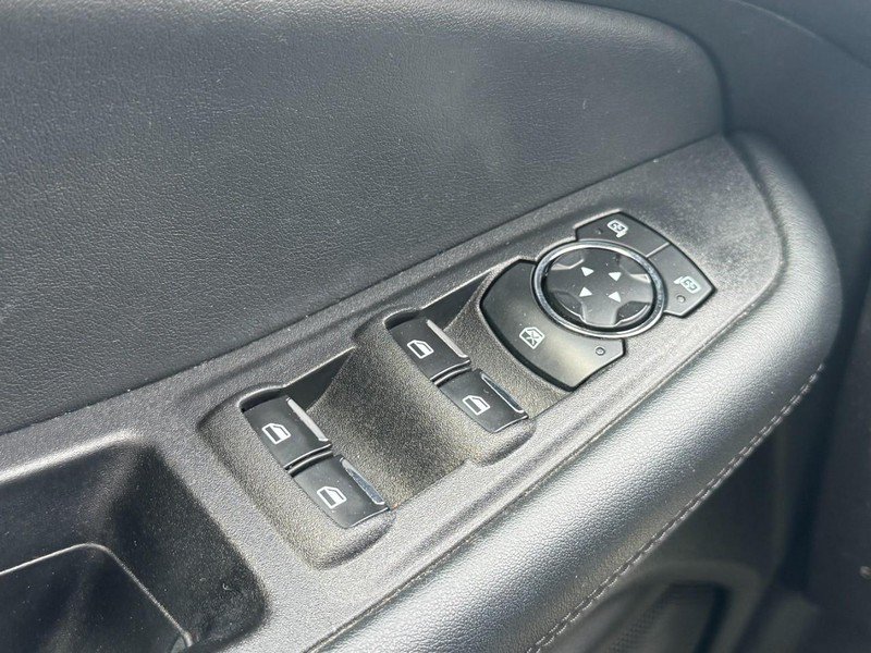 Used 2024 Ford Edge SEL w/ Convenience Package AWD/4WD image 22