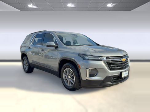 Certified 2023 Chevrolet Traverse LT AWD/4WD image 7