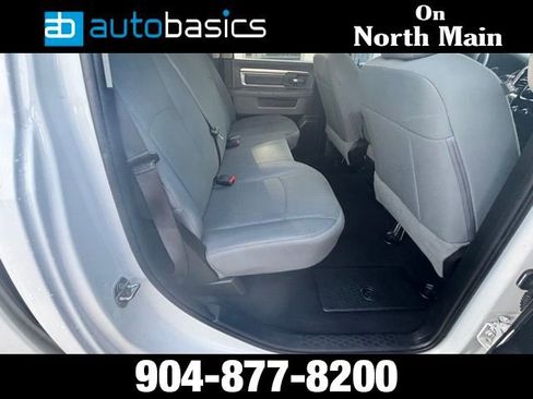 Used 2020 RAM 1500 Classic SLT AWD/4WD image 13