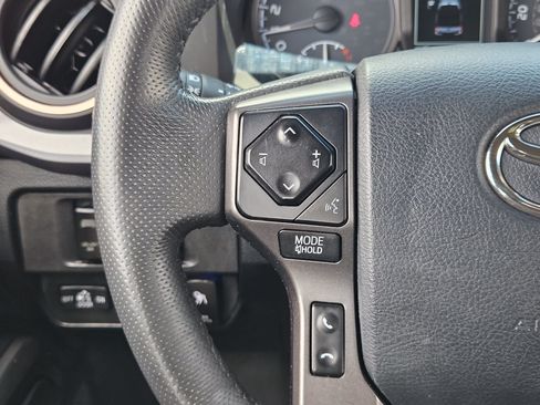 Used 2018 Toyota Tacoma TRD Pro AWD/4WD image 30