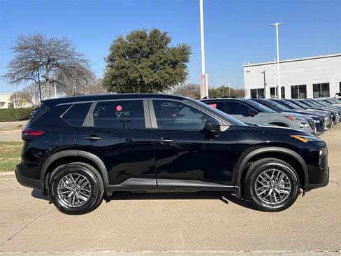 Certified 2025 Nissan Rogue S image 3