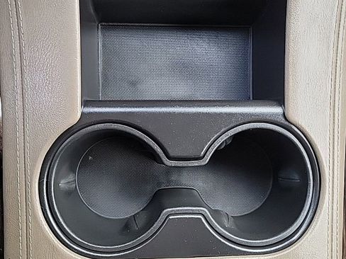 Used 2017 GMC Yukon SLT w/ Open Road Package image 44