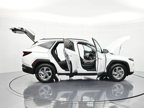 Used 2024 Hyundai Tucson SEL FWD image 46