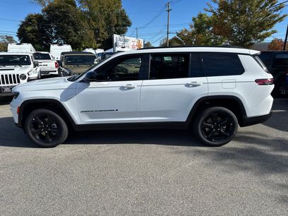 New 2025 Jeep Grand Cherokee L Limited w/ Black Appearance Package
