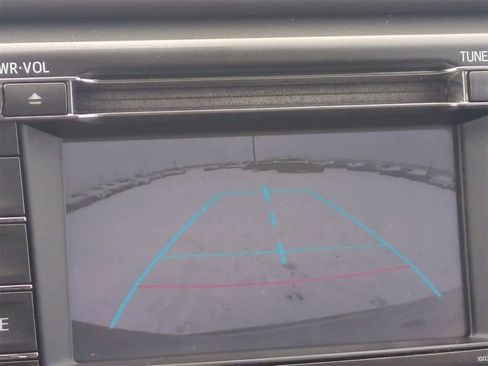 Used 2014 Toyota RAV4 Limited image 30