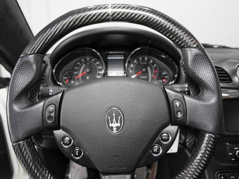Used 2014 Maserati GranTurismo Coupe RWD image 44
