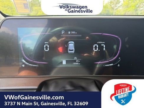 Used 2025 Kia Sportage EX FWD image 21