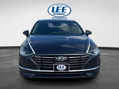 Certified 2021 Hyundai Sonata SE w/ Preferred Accessory Package FWD image 2