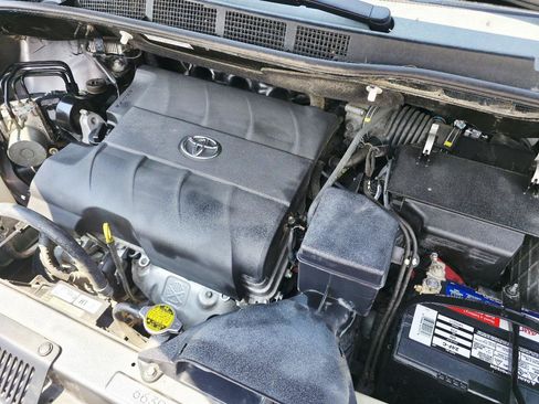Used 2015 Toyota Sienna XLE FWD image 10
