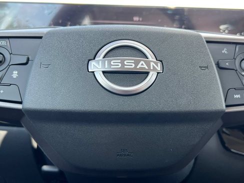 New 2026 Nissan Sentra SR w/ Floor Mat Package FWD image 6
