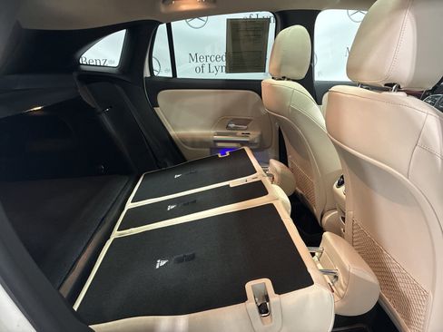 Used 2023 Mercedes-Benz GLA 250 4MATIC image 22